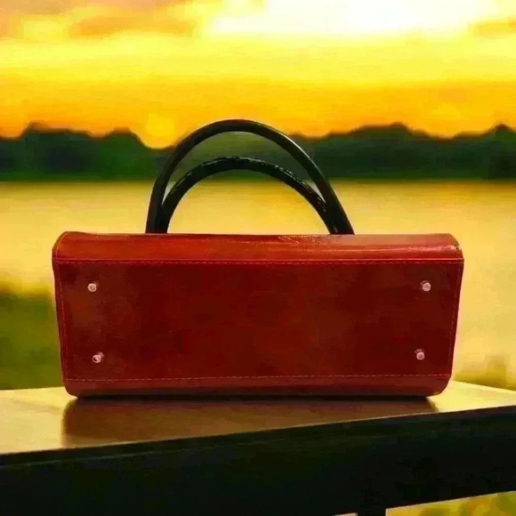 Miche Classic Shell/Bag Cover
Faux leather/ Cowhide design - Picture 3 of 4